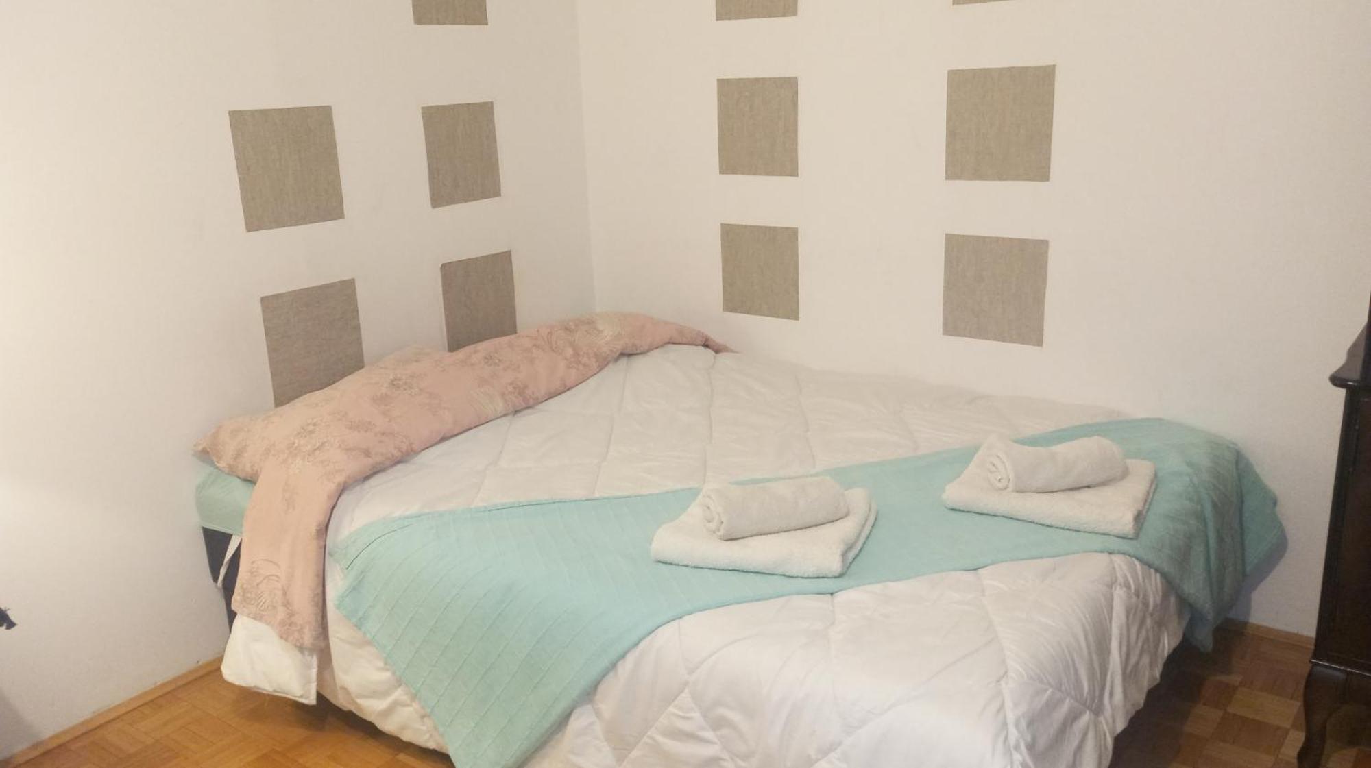 Apartment Mrc Bezanija Bagian luar foto